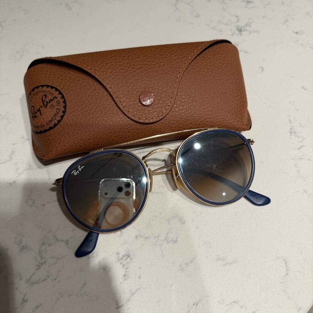 Ray-Ban Vintage Classic Aviator Sunglasses | Blue Frame & Mirror Lenses